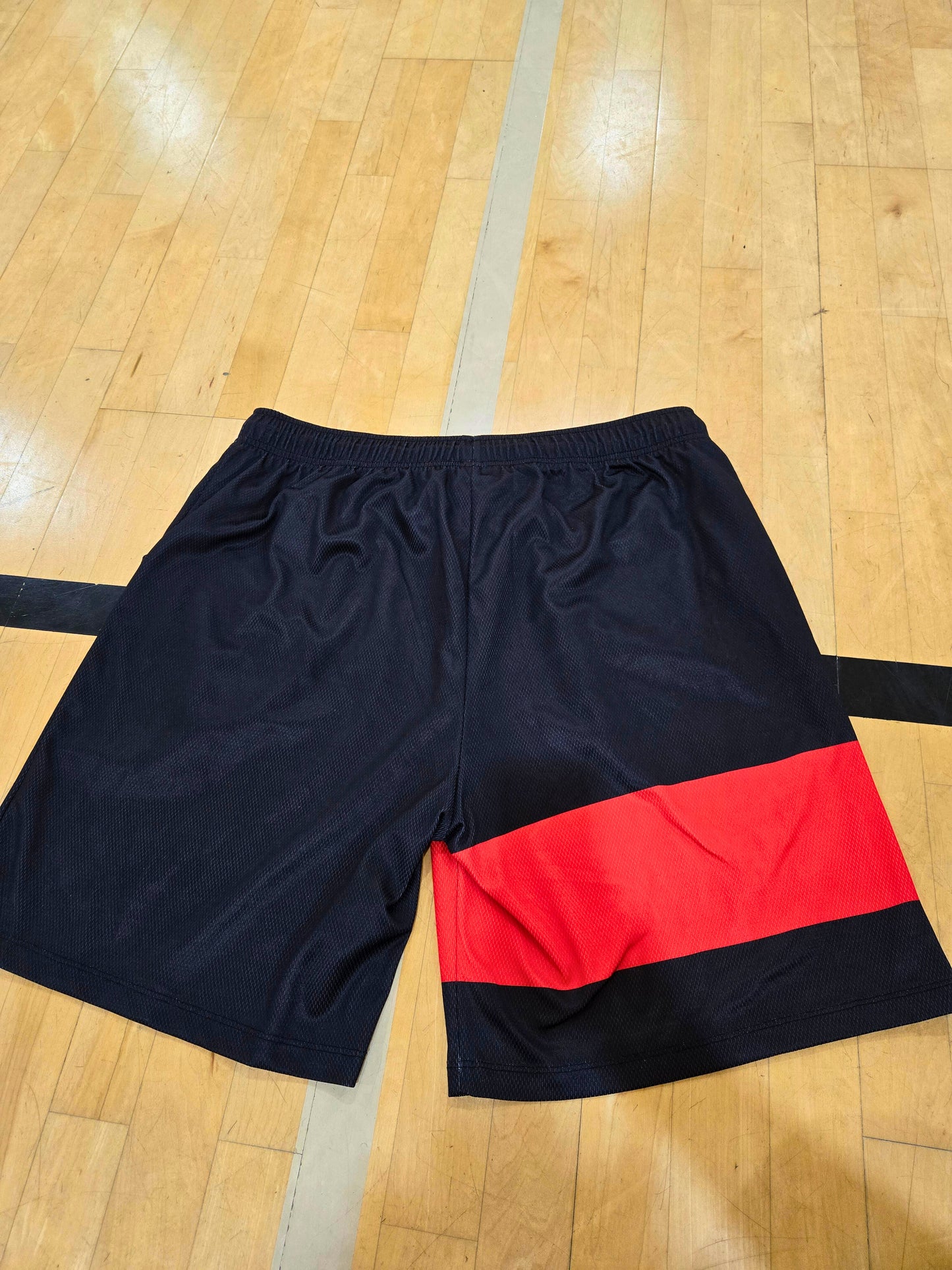 LAST BUCKET UNIVERSITY SHORTS